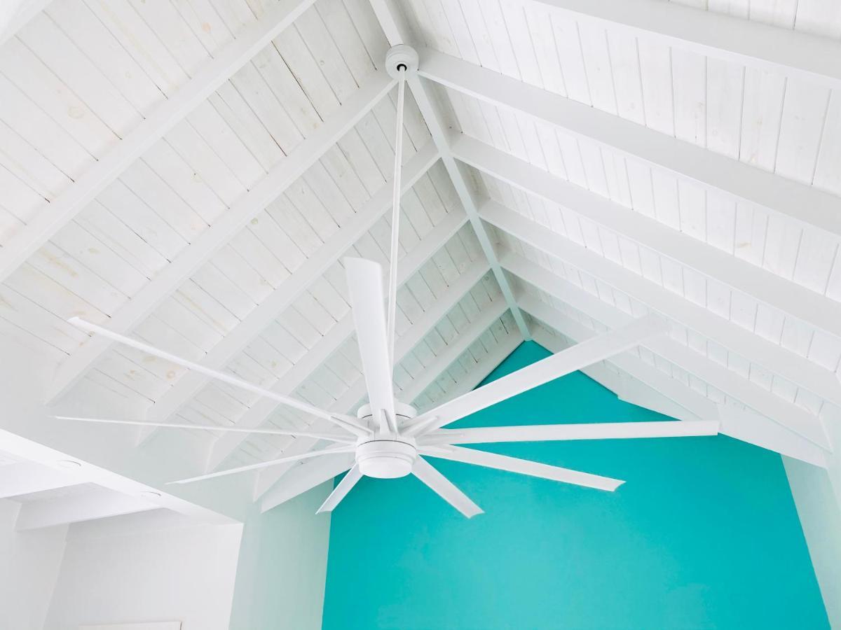Modern Cottage With Chalk Sound Views Providenciales Exterior foto