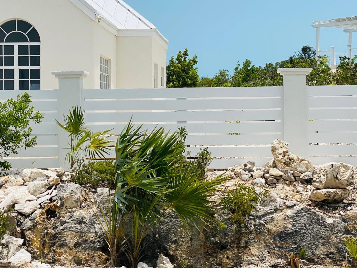 Modern Cottage With Chalk Sound Views Providenciales Exterior foto