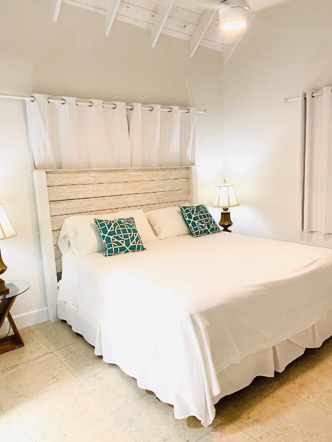 Modern Cottage With Chalk Sound Views Providenciales Exterior foto