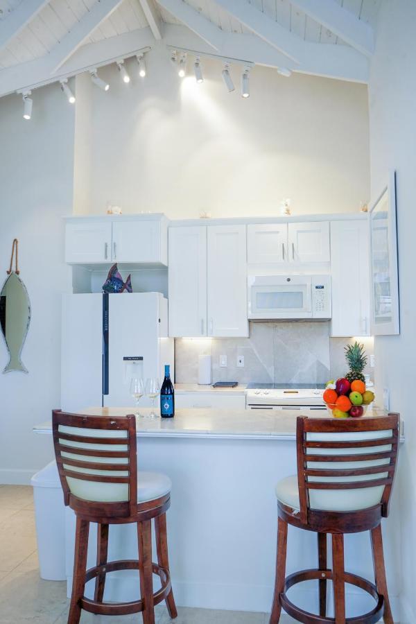Modern Cottage With Chalk Sound Views Providenciales Exterior foto