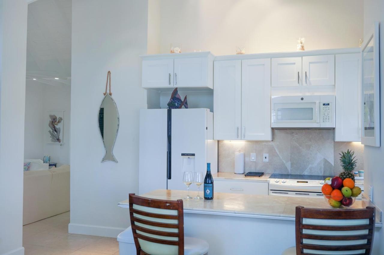 Modern Cottage With Chalk Sound Views Providenciales Exterior foto