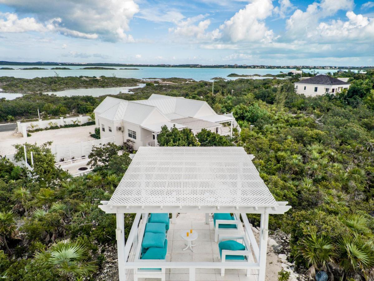 Modern Cottage With Chalk Sound Views Providenciales Exterior foto