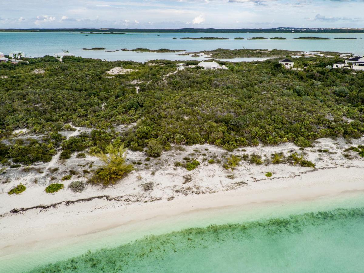 Modern Cottage With Chalk Sound Views Providenciales Exterior foto