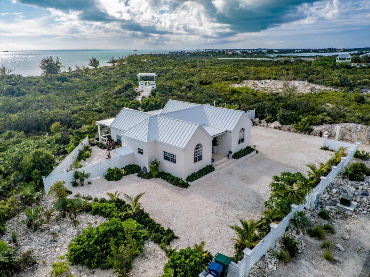 Modern Cottage With Chalk Sound Views Providenciales Exterior foto
